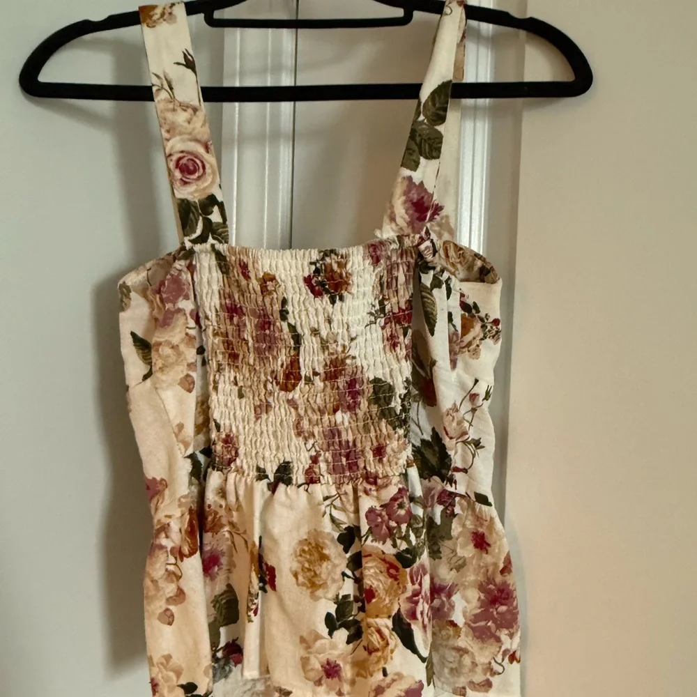 Mind Code Floral Tank Top - Picture 2 of 3